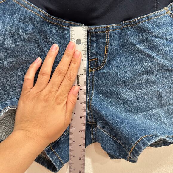 Isabel Maternity Shorts Women's Size 10 Midi Short Stretchy Blue Medium Wash - Picture 4 of 7